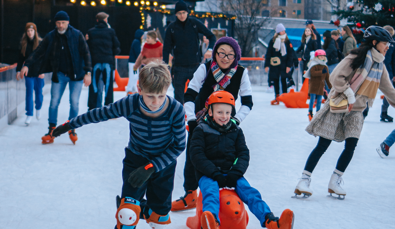 Disco on Ice for børn på Broens Skøjtebane